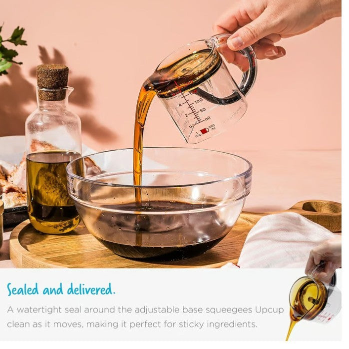 One-piece Adjustable Measuring Cup